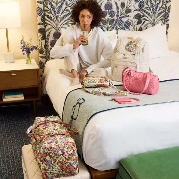 Vera Bradley：美国经典印花包袋热卖 双肩包$66