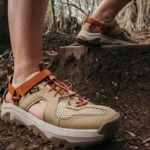 Teva 美官：纪念日大促！女士 Hurricane XLT2 凉鞋$45