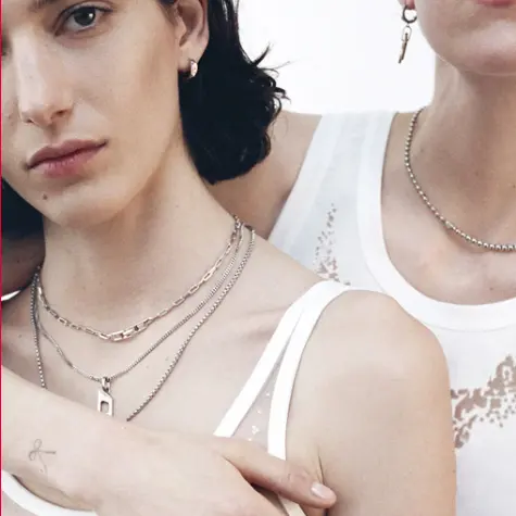 Diesel US：Tinder 跨界联名款上线！入手服饰、配饰等