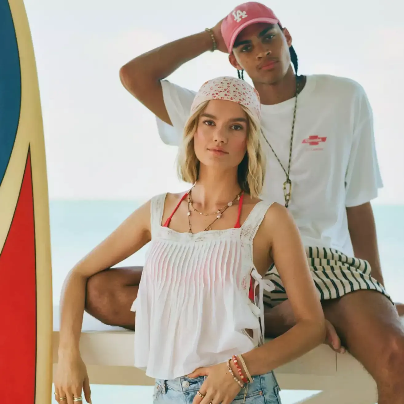 American Eagle Outfitters：清仓区低至3折