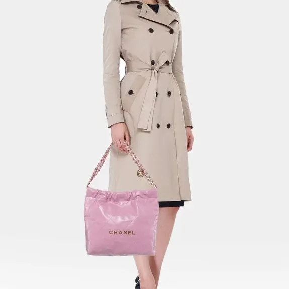 Chanel 香奈儿 22Bag 粉色链条包