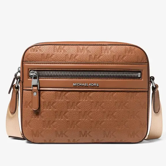 Michael Kors 皮革压花斜挎包