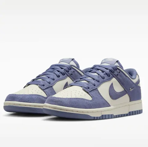 Nike  Dunk Low 女款麂皮鞋