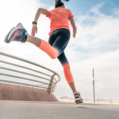Decathlon UK：跑步与健身装备特卖！KIPRUN Run 500 Dry 女士透气跑步短裤£9
