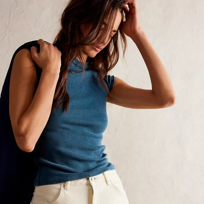 Free People 新品夏日T恤，多种颜色可选