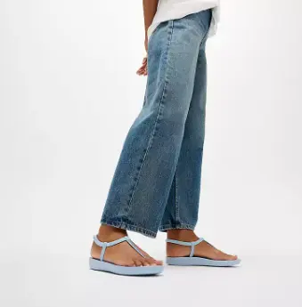 FitFlop T 字带凉鞋