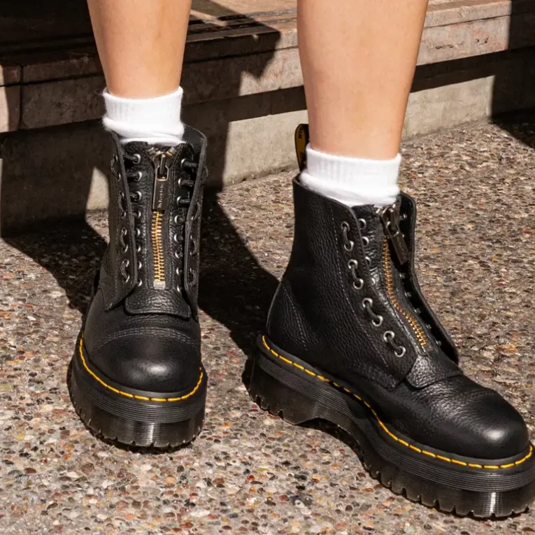 Dr Martens DE：夏日特惠精选专场 潮流穿搭必备