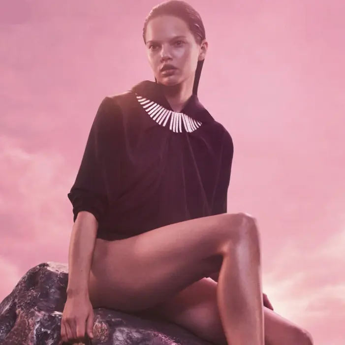 Alexander Wang：早秋新品上市！入褶皱连衣裙、开衫背心等