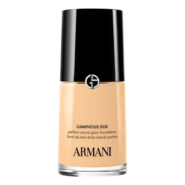 Armani 阿玛尼丝缎光采柔焦粉底液