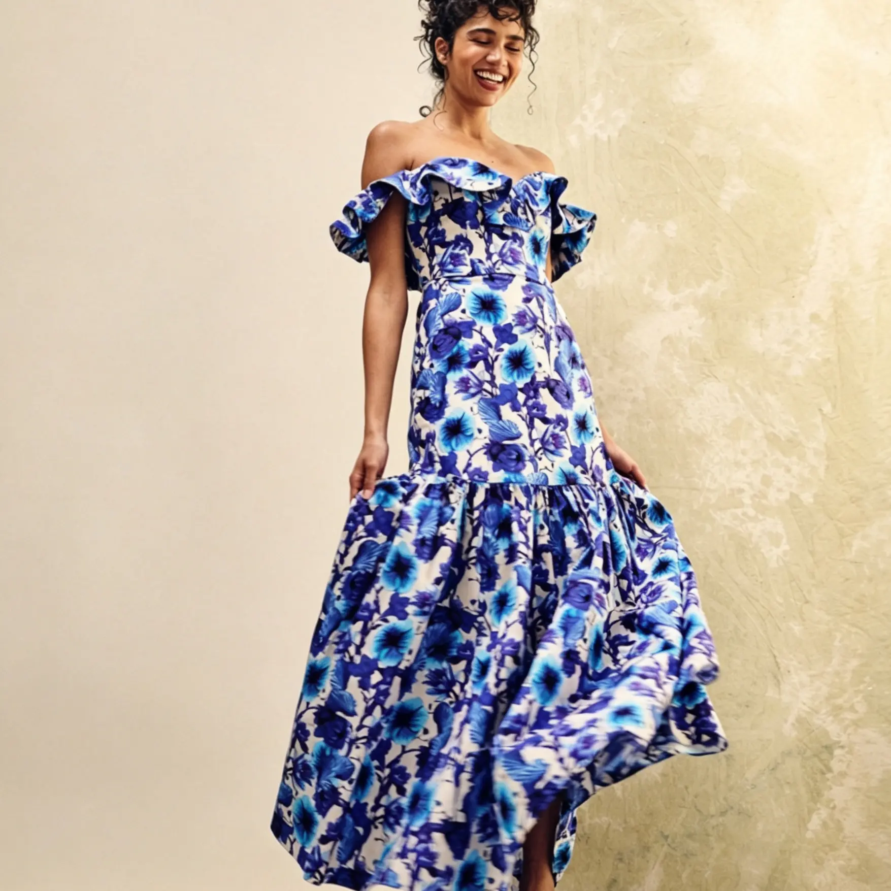 THE OUTNET UK：婚礼宾客穿搭精选！花园婚礼碎花长裙、缎面晚宴礼裙