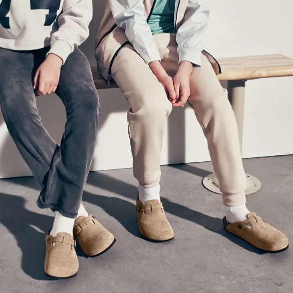 SHOEBACCA：爆款潮鞋清仓特卖！Puma、Adidas、New Balance 等