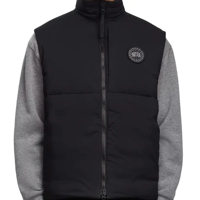 Canada Goose 加拿大鹅 Padded 黑色高领马甲