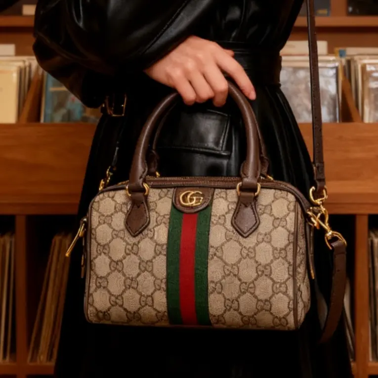 Gilt：Gucci 双G老花上新 入包袋、鞋履等