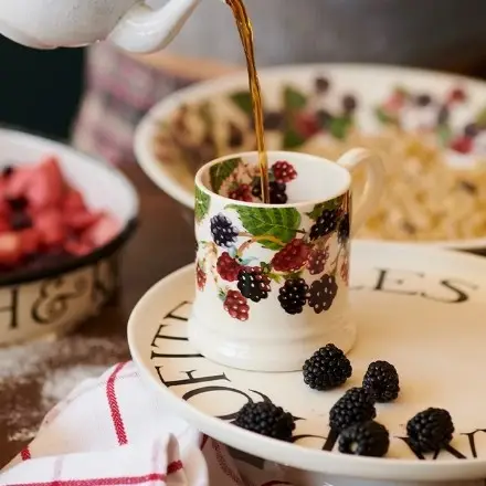 Emma Bridgewater：Blackberry 黑莓手绘田园系列陶瓷上新！马克杯、餐盘
