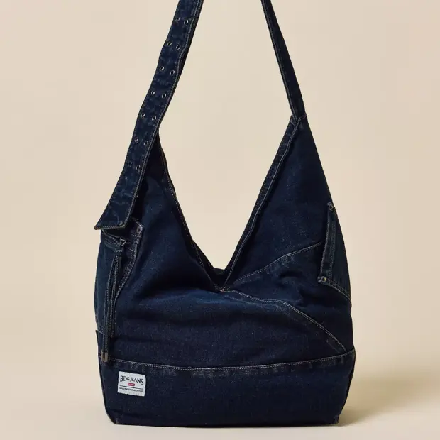 BDG Penny Sling 单肩斜挎托特包