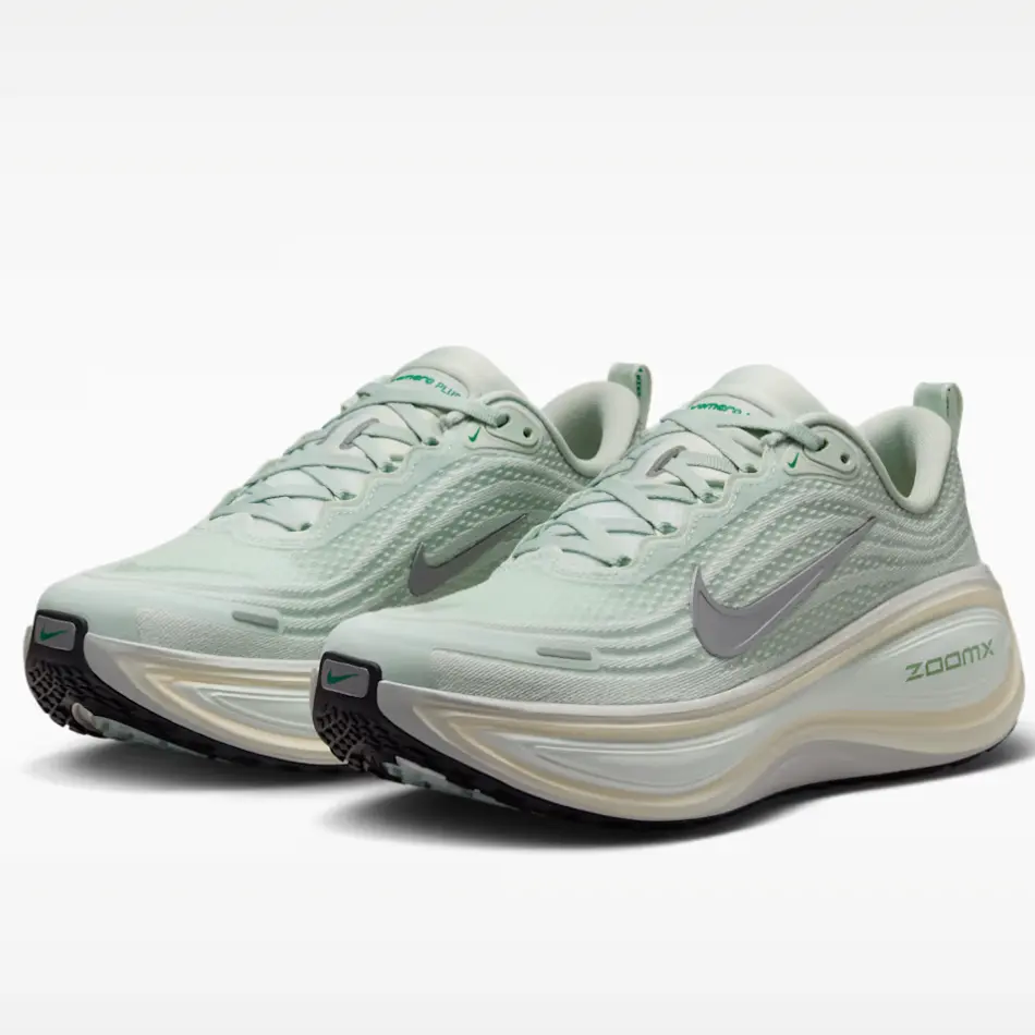 Nike Vomero Plus 女士路跑鞋