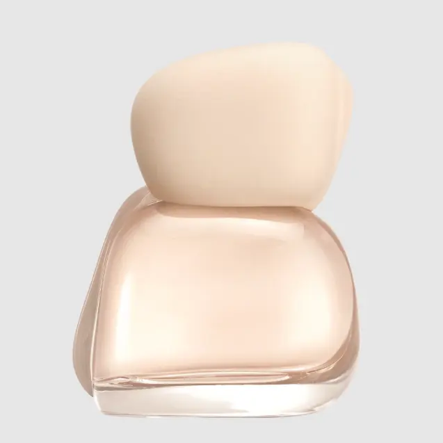 Kylie Blush Wood 粉雾木香香水
