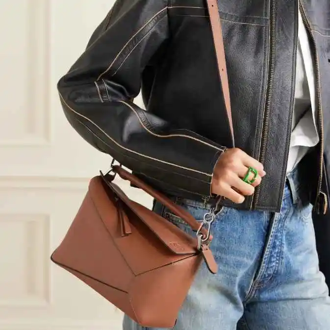 The Webster：设计师包袋折扣区专场！Balenciaga、Saint Laurent、Loewe