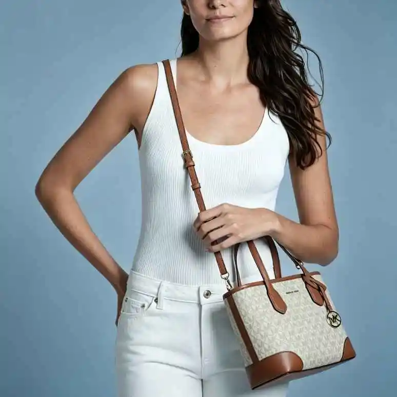 Michael Kors Outlet Canada：精选托特包热卖！Eva 超小号托特包C$109