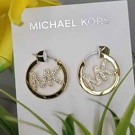Michael Kors Outlet Canada：女士配饰专场特惠！LOGO密镶心形项链C$89