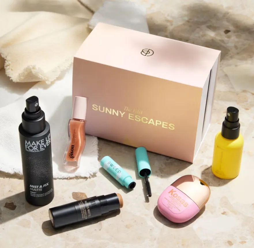 Cult‑Beauty 日光假日・阳光焕亮限定美妆礼盒