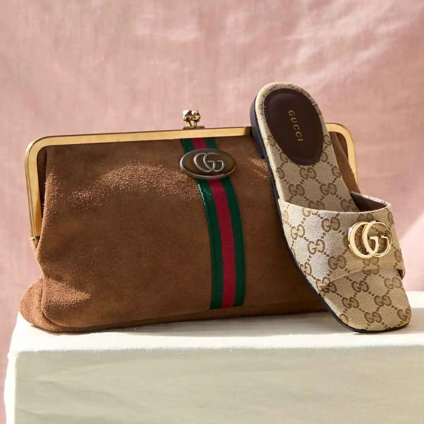 Rue La La：Gucci 精选大促 老花单肩包$679