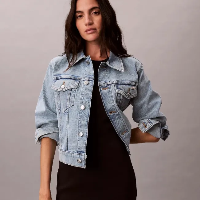 Calvin Klein 经典款牛仔外套