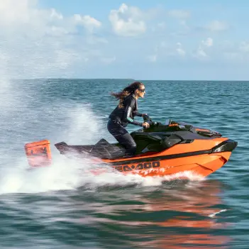 Sea-Doo：水上装备清仓特惠！船锚、储物箱、航行仪器、涉水鞋、拖拽配件等