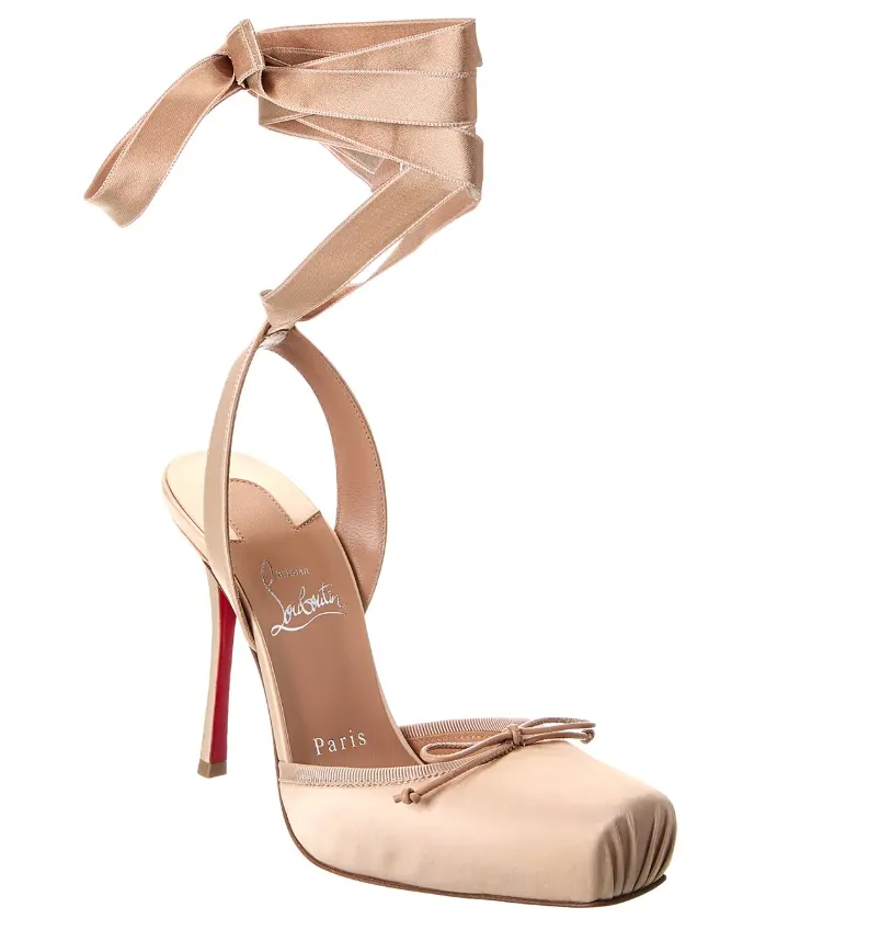 宁艺卓同款！Christian Louboutin Cassia 100 缎面高跟鞋