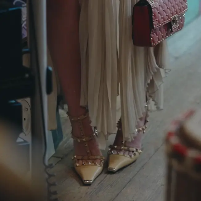 Gilt：Valentino 铆钉新品上新！宋祖儿同款笼式铆钉高跟$899