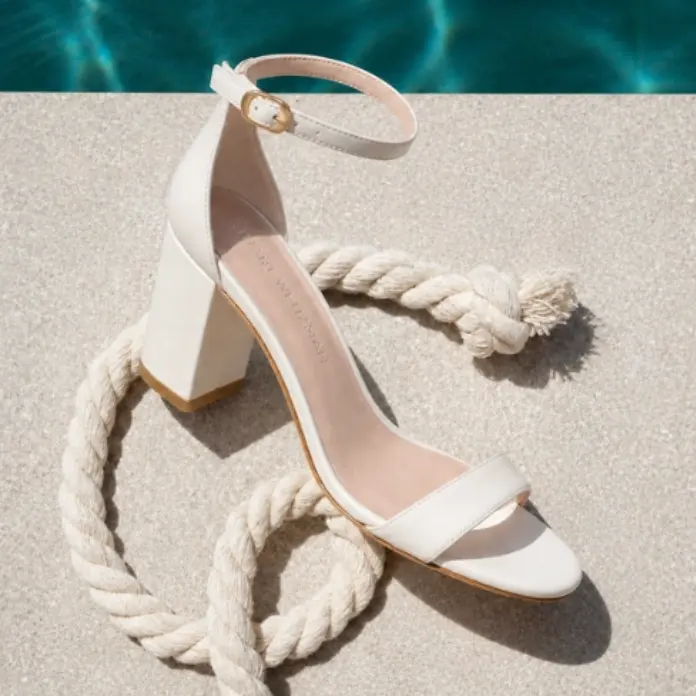Stuart Weitzman EU：新品限时免邮，且新用户首单享8.5折