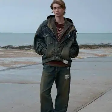 Farfetch 发发奇：潮男衣橱热卖！Off-White、Ami Paris、Adidas