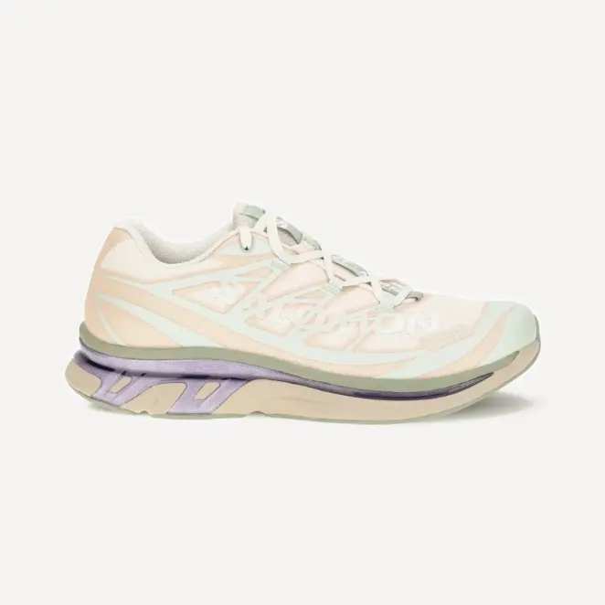 上新！MM6 MAISON MARGIELA 马吉拉 x Salomon 萨洛蒙联名款象牙色运动鞋