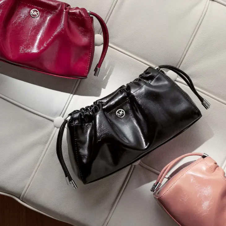 Michael Kors Outlet US：奥莱时尚热卖！入老花风琴包、小号圆筒包等