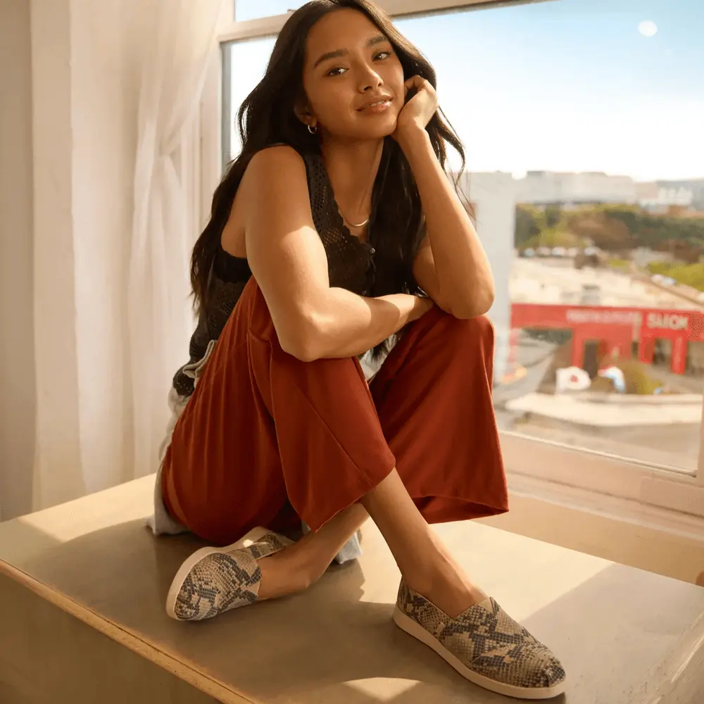 TOMS Shoes：精选运动鞋特惠！舒适鞋型，轻盈上脚