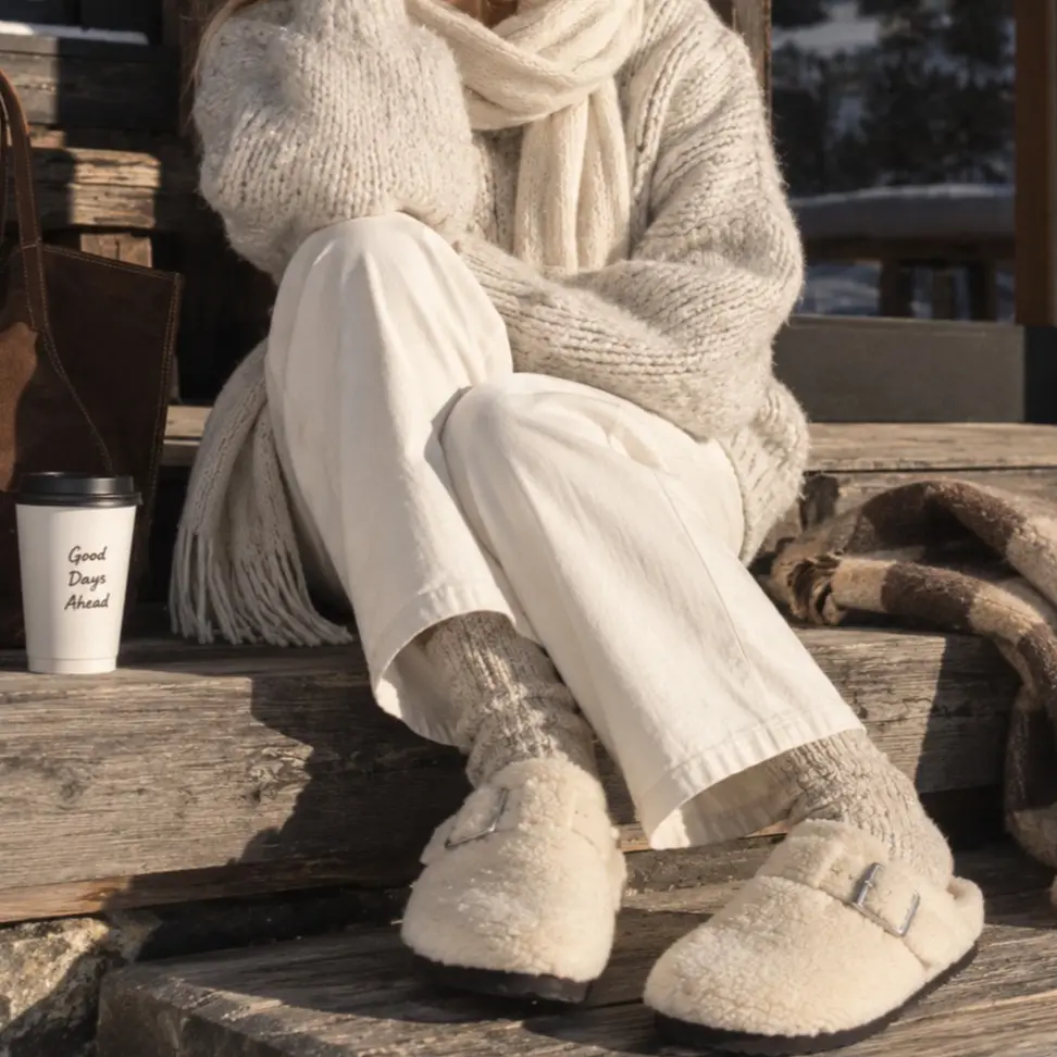 Mytheresa：Birkenstock 羊羔毛拖鞋热卖！