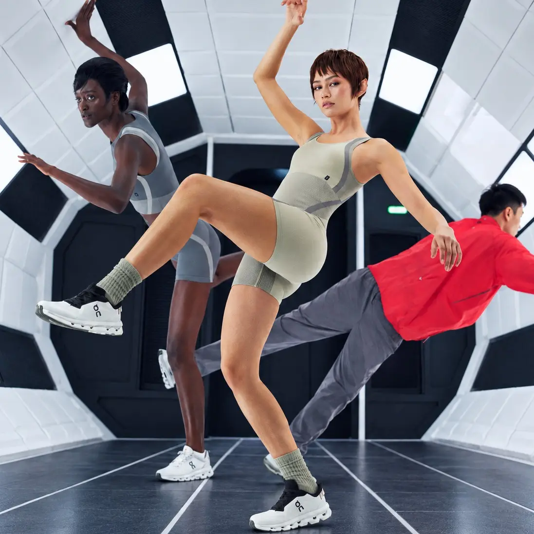 Rue La La：运动鞋专场 HOKA、New Balance、VEJA、Golden Goose 等品牌
