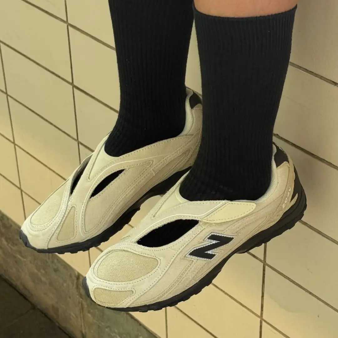 New Balance 204V 玛丽珍运动鞋热卖
