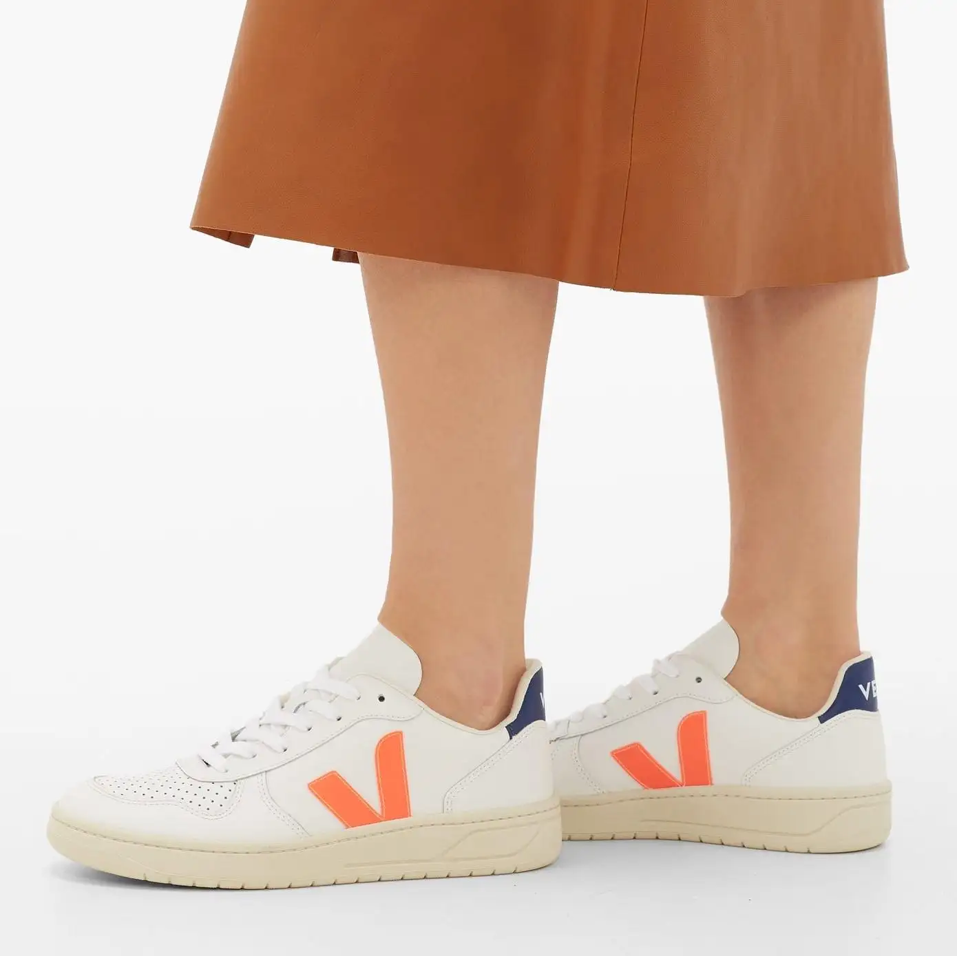 VEJA 白色 V-10 运动鞋