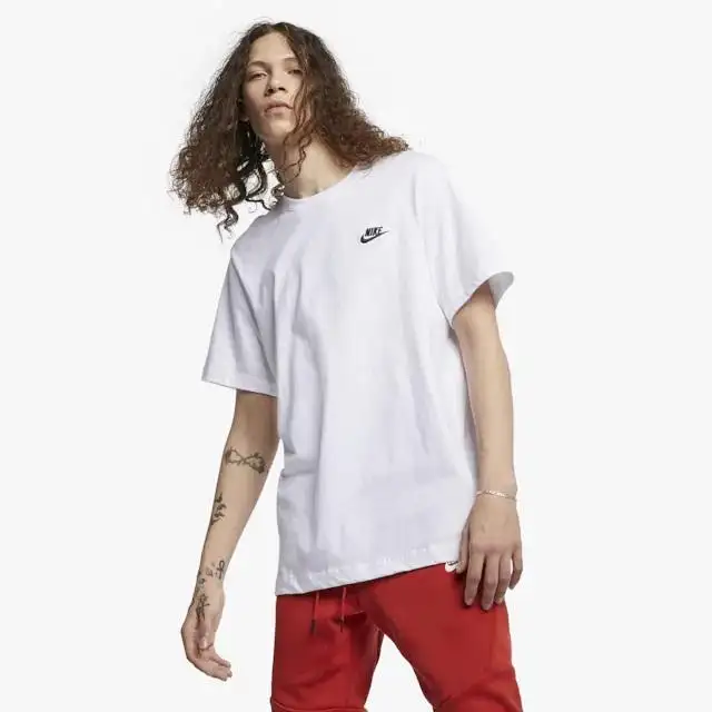 Nike Embroidered Futura T恤
