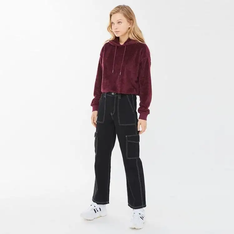 Urban Outfitters Teddy 毛绒卫衣