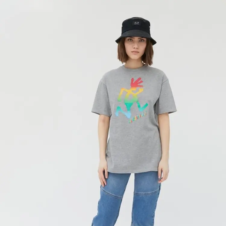 Urban Outfitters Gramicci 扎染 logo 图案T恤