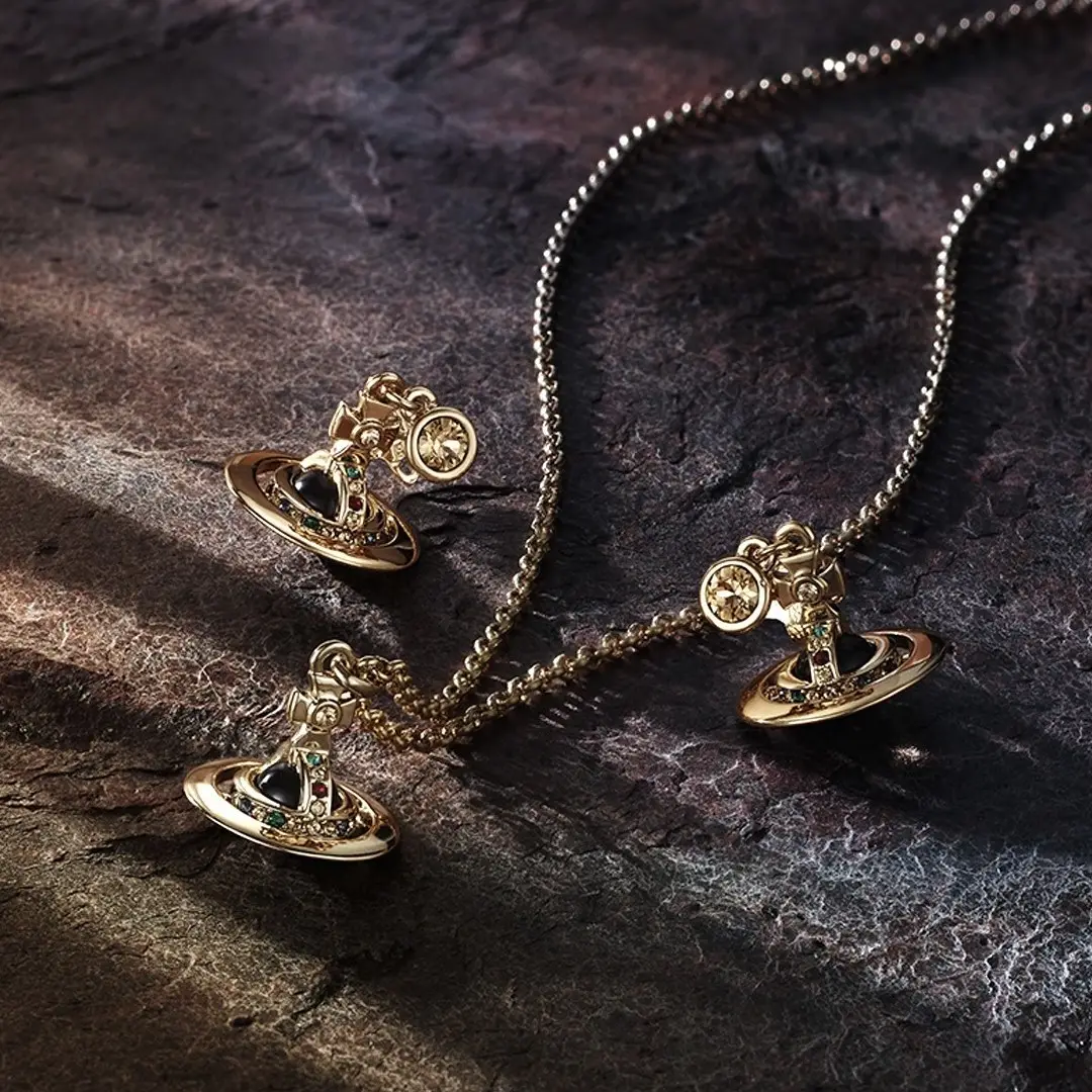 Harvey Nichols 中站：Vivienne Westwood 西太后专场 土星项链￥700