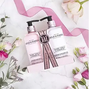 Baylis & Harding 香草和杏仁油豪华手部护理套装(洗手液300ML+保湿身体乳300ML)
