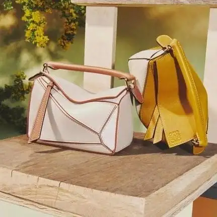 CETTIRE：Loewe 时尚专场 低至7折+定价优势