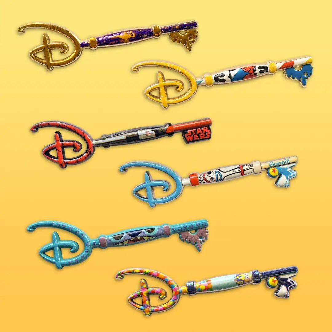 shopDisney 迪士尼美国官网：全场满$25赠迪士尼珍藏钥匙