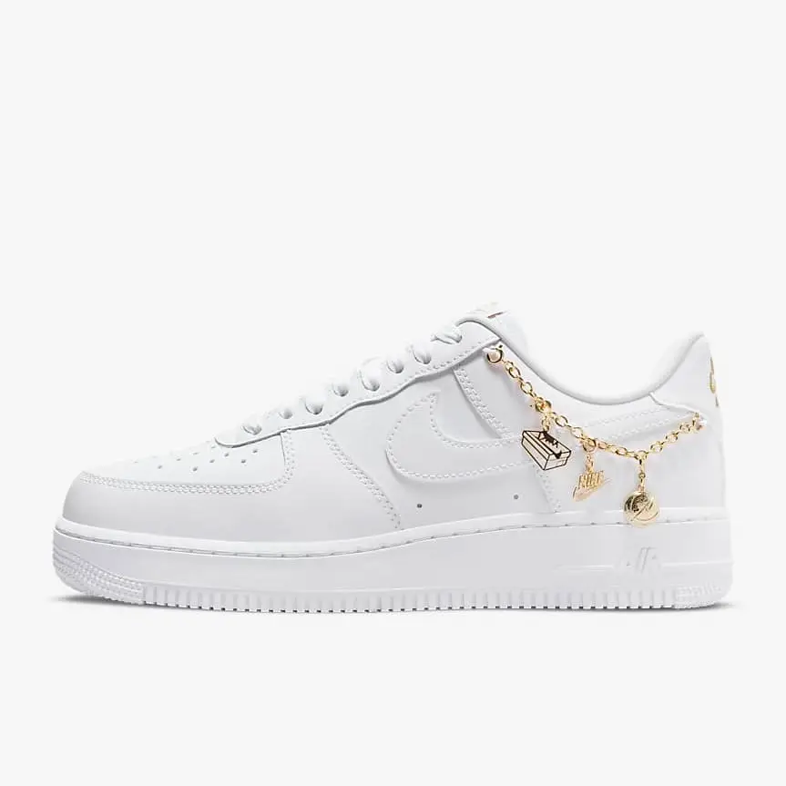 Nike 耐克 Air Force 1 '07 LX 女子带坠饰运动鞋