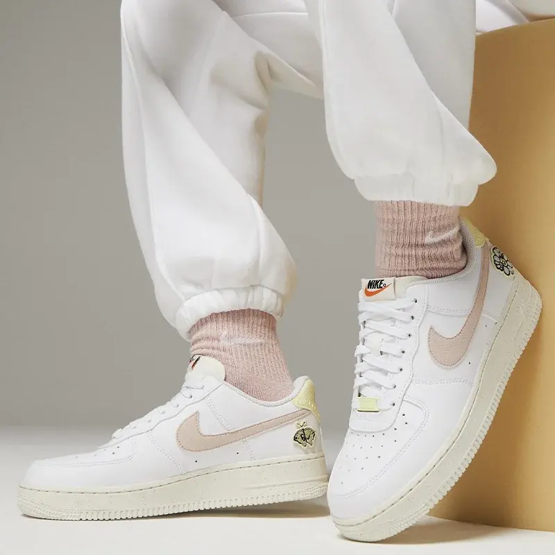 Foot Locker：Nike Air Force 1 系列上新补货