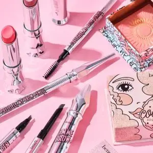 LOOKFANTASTIC：Benefit 彩妆大促！腮红高光上新！