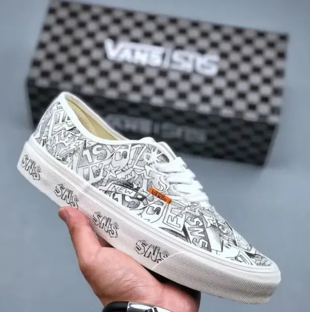 万斯 Vans Vault x SNS 联名 黑白插图复古板鞋